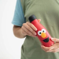 Botella Metalica Barrio Sesamo Elmo 260 ML 14 Botella Metalica Barrio Sesamo Elmo 260 ML -Eric Ventas botella metalica barrio sesamo elmo 260 ml 5