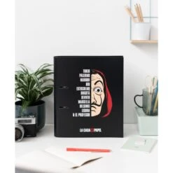 Carpeta 2 Anillas Troquelada Premium La Casa De Papel -Eric Ventas carpeta 2 anillas troquelada premium la casa de papel 3