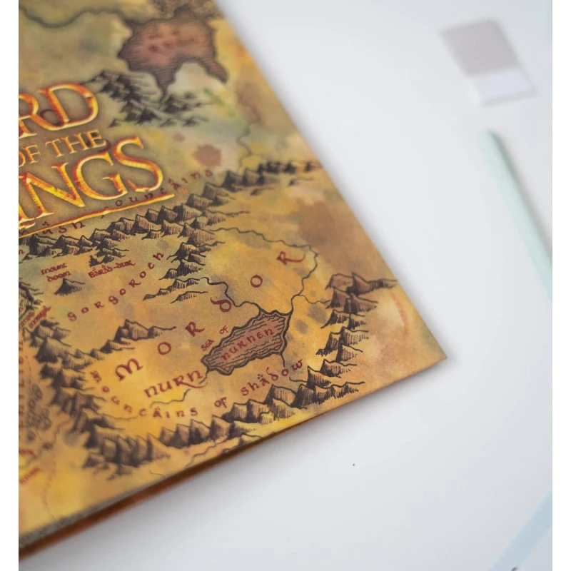 Carpeta Escolar 4 Anillas El Señor De Los Anillos Tierra Media 8 Carpeta Escolar 4 Anillas El Señor De Los Anillos Tierra Media - Imagen 6