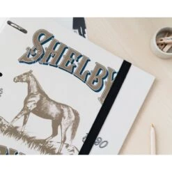 Carpeta Escolar 4 Anillas Peaky Blinders Shelby Dry Gin 14 Carpeta Escolar 4 Anillas Peaky Blinders Shelby Dry Gin -Eric Ventas carpeta escolar 4 anillas peaky blinders shelby dry gin 5