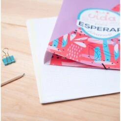 Carpeta Gomas A4 Polipropileno Amelie Floral -Eric Ventas carpeta gomas a4 polipropileno amelie floral 3