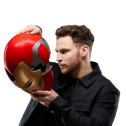 Casco Electronico Iron Man Mark 85 Vengadores Endgame Marvel -Eric Ventas casco electronico iron man mark 85 vengadores endgame marvel 4