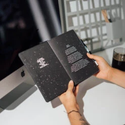Cuaderno A5 Darth Vader Star Wars Con Boligrafo Sable De Luz 14 Cuaderno A5 Darth Vader Star Wars Con Boligrafo Sable De Luz -Eric Ventas cuaderno a5 darth vader star wars con boligrafo sable de luz 4