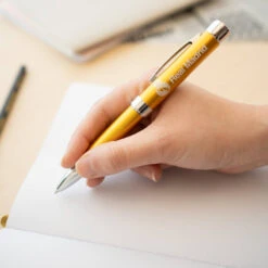 Cuaderno Real Madrid A5 Premium Con Boligrafo Proyector -Eric Ventas cuaderno real madrid a5 premium con boligrafo proyector 6