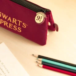 Estuche Triple Harry Potter Anden 9 3/4 14 Estuche Triple Harry Potter Anden 9 3/4 -Eric Ventas estuche triple harry potter anden 9 3 4 5