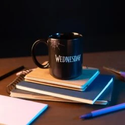 Taza Wednesday Miercoles Addams -Eric Ventas taza wednesday miercoles addams 4